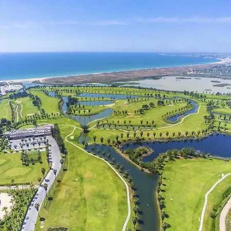 Villa In Gale Near Stunning Sandy Beaches * אלבופיירה