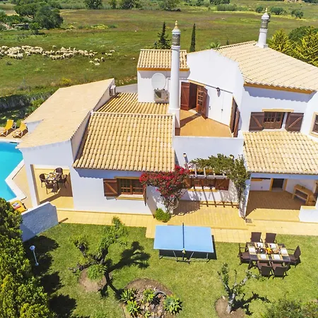 Villa In Gale Near Stunning Sandy Beaches * Albufeira